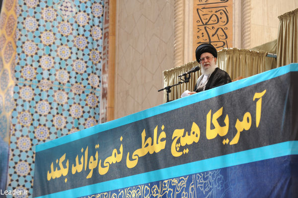 ملت ایران با غلبه بر چالش‌های درونی و بیرونی راه پر افتخار امام را ادامه خواهد داد
