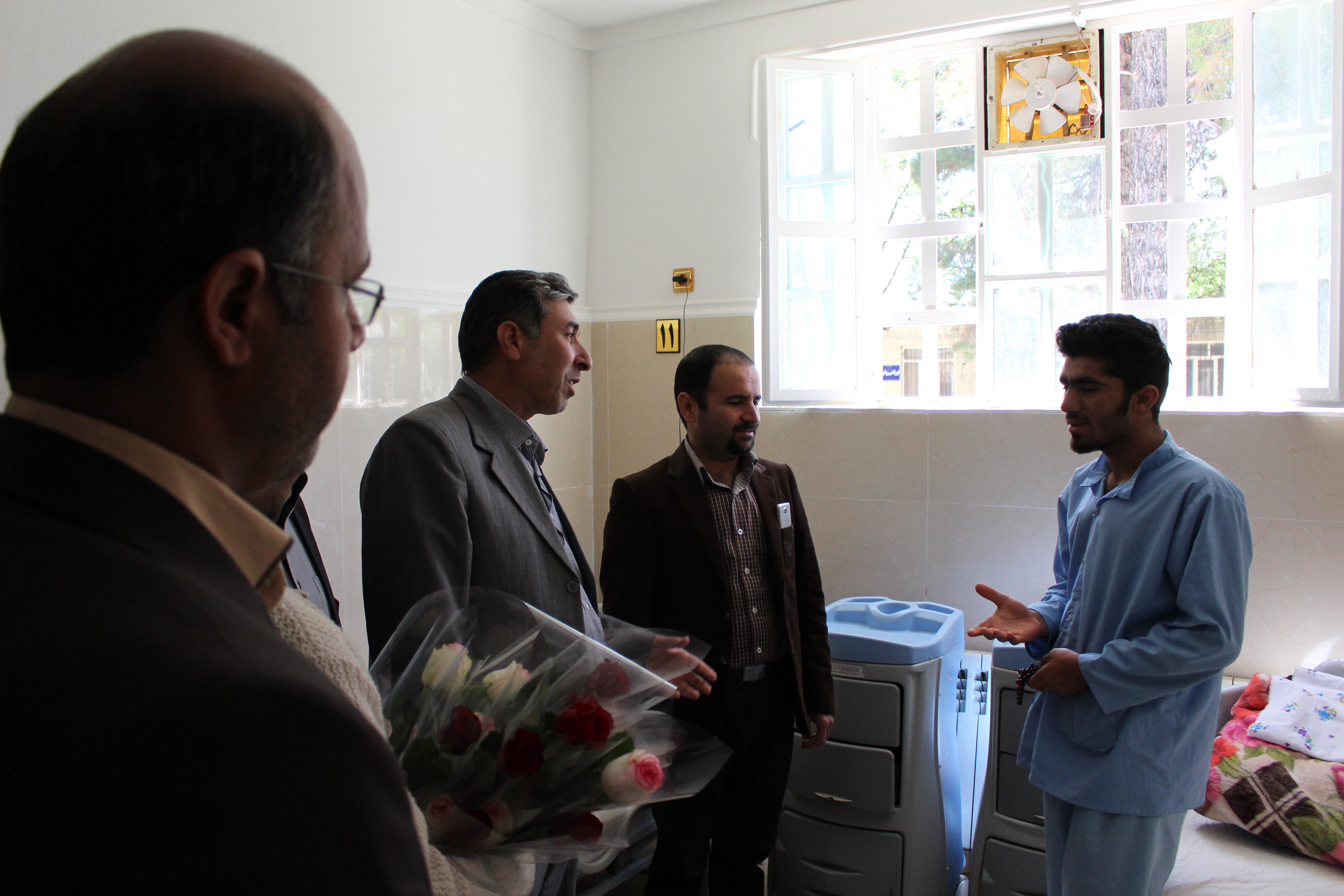 عیادت از بیماران بستری در بیمارستان شهید رجائی یاسوج