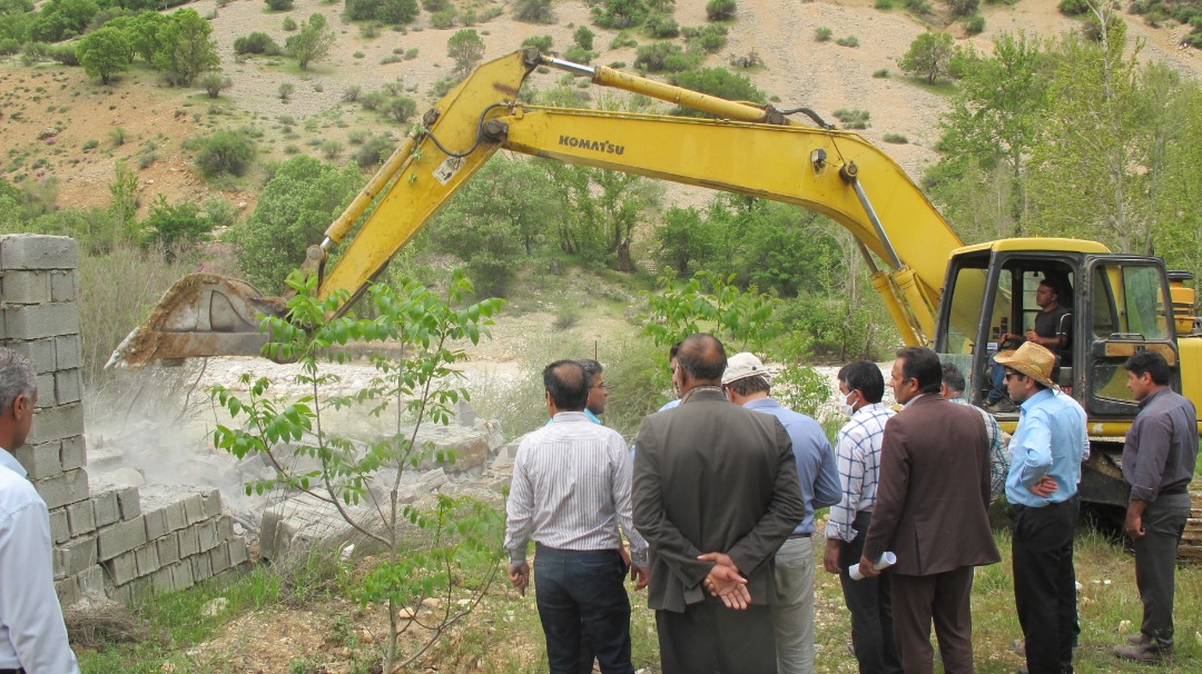 آزادسازی ۱۵ هکتار از اراضی بستر رودخانه مهریان در یاسوج