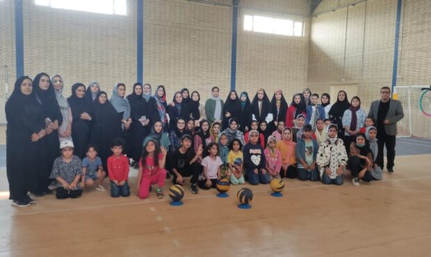 مسابقه والیبال ویژه بانوان به مناسبت هفته عفاف و حجاب